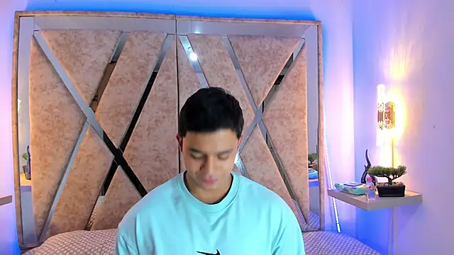 Snapshot of jayd_muscle chatting on November 22, 4:11 am jayd muscle online show from November 22, 4:11 am