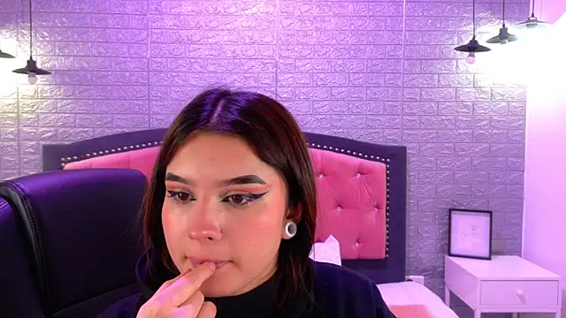 Natalie loffreda online show from September 24, 2:48 am