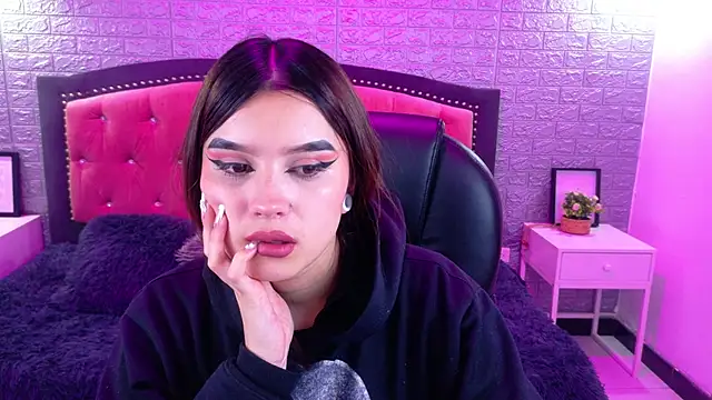 Natalie loffreda online show from October 27, 2:59 am