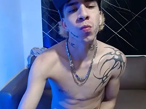 Dan jonson15 online show from September 17, 11:17 pm