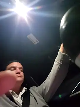 cumitted online show from November 11, 4:12 am