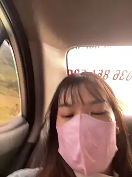 PhanHaa online show from November 7, 1:38 am