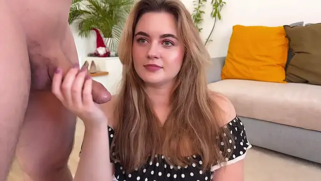 maria and alex online show from April 18, 4:11 pm