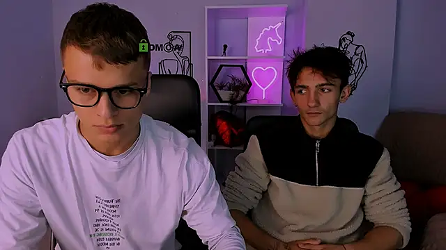 Snapshot of sam_nexor chatting on September 30, 7:52 pm sam nexor online show from September 30, 7:52 pm