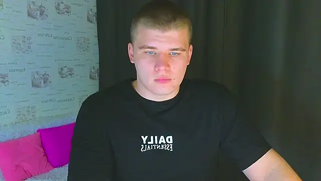 kittenmurr online show from September 26, 11:31 pm