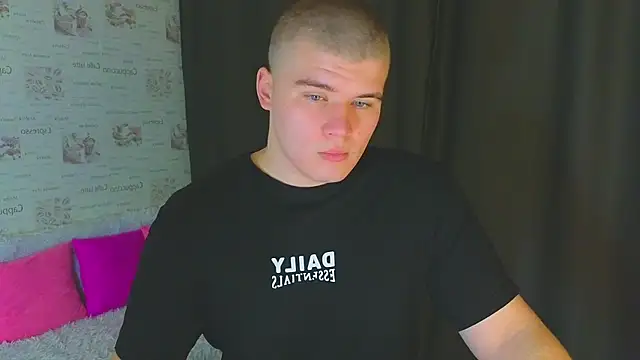 kittenmurr online show from October 2, 7:10 pm