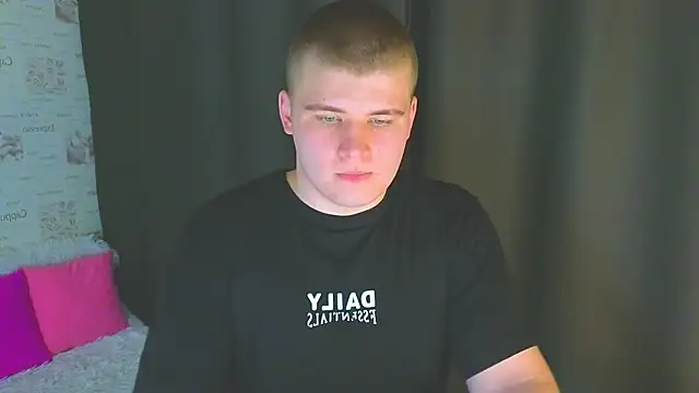 kittenmurr online show from October 8, 2:47 pm