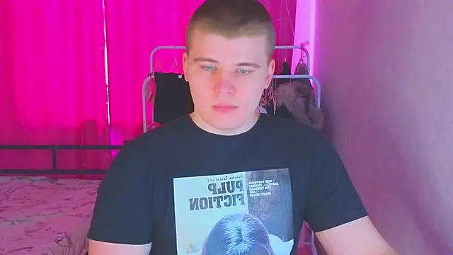 kittenmurr online show from February 14, 6:32 am