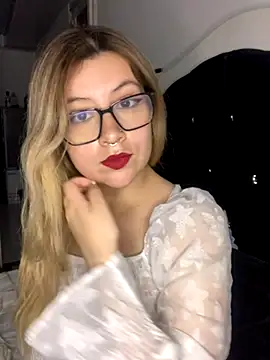 Snapshot of Blair_Bunnyy chatting on October 29, 7:21 am Blair Bunnyy online show from October 29, 7:21 am