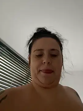 Snapshot of Charsworld chatting on October 1, 11:27 am Charsworld online show from October 1, 11:27 am