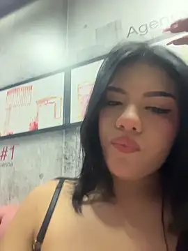 PippyPamXXX online show from April 17, 5:21 am