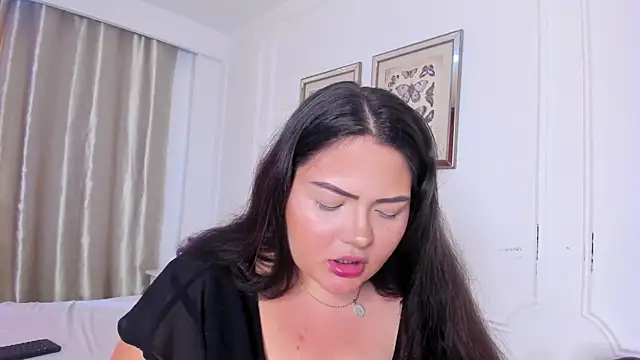 Snapshot of Tessa_Sinclaire chatting on September 26, 8:24 pm Tessa Sinclaire online show from September 26, 8:24 pm