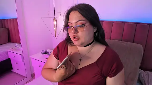 Tessa Sinclaire online show from April 9, 8:14 pm