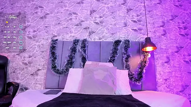 mily  18 online show from December 2, 11:48 am