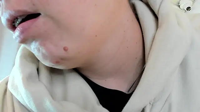 Ashley Monroe online show from October 27, 11:36 am