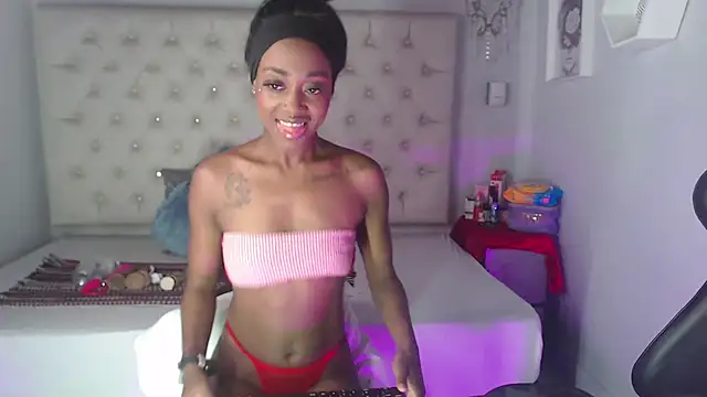 Snapshot of candyy_ebony chatting on November 7, 4:56 am candyy ebony online show from November 7, 4:56 am