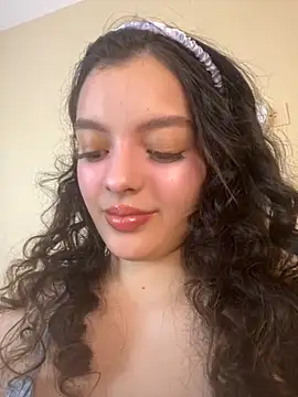 Snapshot of AriaHeavenss chatting on September 30, 12:15 am AriaHeavenss online show from September 30, 12:15 am