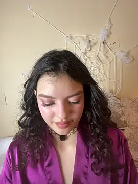 Snapshot of AriaHeavenss chatting on November 2, 1:41 am AriaHeavenss online show from November 2, 1:41 am