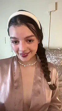 Snapshot of AriaHeavenss chatting on November 13, 12:20 am AriaHeavenss online show from November 13, 12:20 am