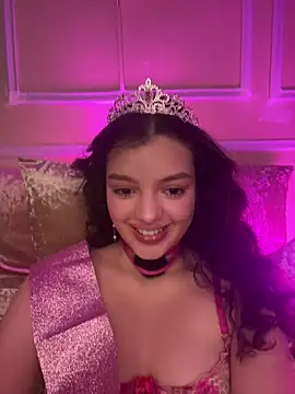 Snapshot of AriaHeavenss chatting on November 27, 12:35 am AriaHeavenss online show from November 27, 12:35 am