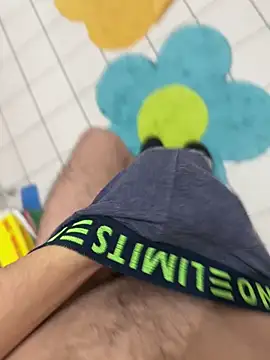 Snapshot of Dicksxd chatting on September 14, 7:07 am Dicksxd online show from September 14, 7:07 am