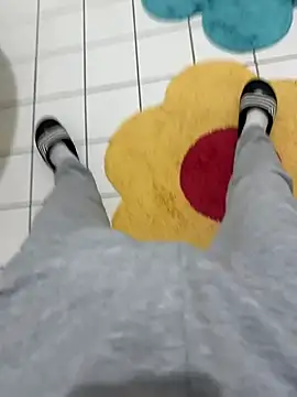 Snapshot of Dicksxd chatting on October 6, 3:42 pm Dicksxd online show from October 6, 3:42 pm