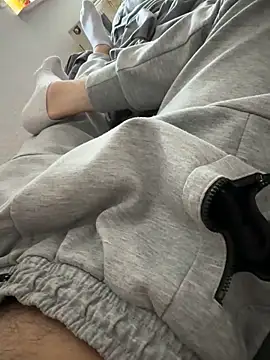 Snapshot of Dicksxd chatting on October 8, 10:13 am Dicksxd online show from October 8, 10:13 am