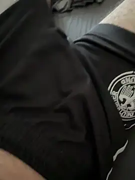 Snapshot of Dicksxd chatting on October 22, 1:44 pm Dicksxd online show from October 22, 1:44 pm