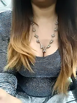 siya00 online show from December 2, 6:47 pm