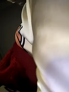 Snapshot of Kuncute chatting on December 15, 6:12 pm Kuncute online show from December 15, 6:12 pm