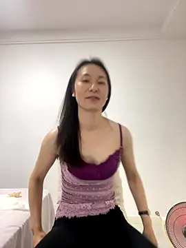 Snapshot of manmanyu520 chatting on October 27, 6:39 am manmanyu520 online show from October 27, 6:39 am