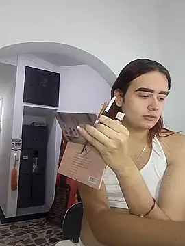 Maylu Fox online show from October 18, 11:33 am