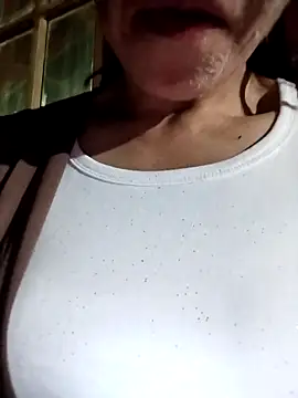 Snapshot of Sinejdk3 chatting on September 17, 11:45 am Sinejdk3 online show from September 17, 11:45 am