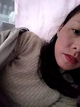 Snapshot of Sinejdk3 chatting on November 7, 12:43 am Sinejdk3 online show from November 7, 12:43 am