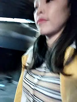 Snapshot of Sinejdk3 chatting on November 16, 12:27 am Sinejdk3 online show from November 16, 12:27 am