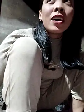 Snapshot of Sinejdk3 chatting on November 19, 9:42 am Sinejdk3 online show from November 19, 9:42 am