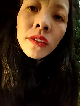 Snapshot of Sinejdk3 chatting on November 23, 11:04 pm Sinejdk3 online show from November 23, 11:04 pm