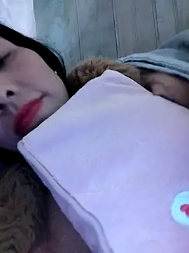 Snapshot of Sinejdk3 chatting on December 1, 2:44 pm Sinejdk3 online show from December 1, 2:44 pm