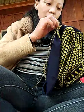 Snapshot of Sinejdk3 chatting on December 3, 5:59 am Sinejdk3 online show from December 3, 5:59 am