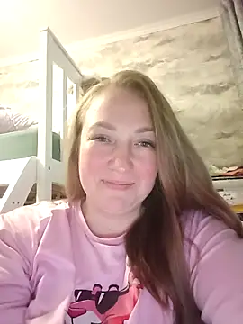 Kiss Eva online show from April 9, 4:45 pm