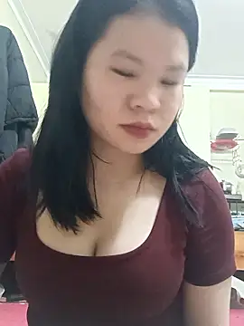 emyeuhss online show from January 16, 5:06 pm