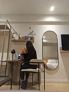 Snapshot of Ms_milarose chatting on September 23, 4:15 am Ms milarose online show from September 23, 4:15 am