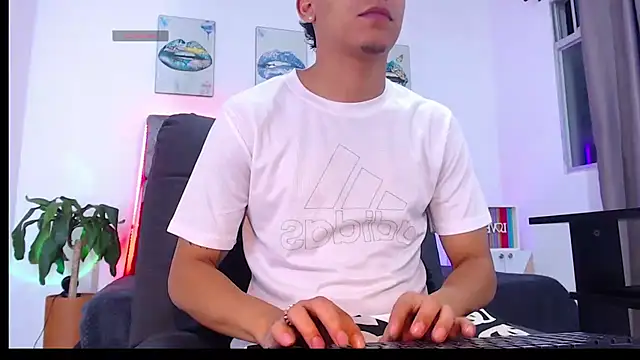 david santos16 online show from November 5, 4:23 am