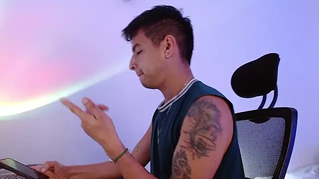 Juann-cock online show from February 5, 1:32 am