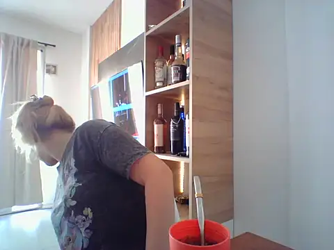 Snapshot of ayebran chatting on September 30, 11:48 am ayebran online show from September 30, 11:48 am