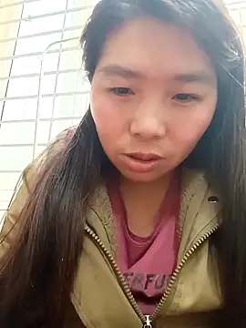 quynhkoolbae online show from February 3, 8:30 am