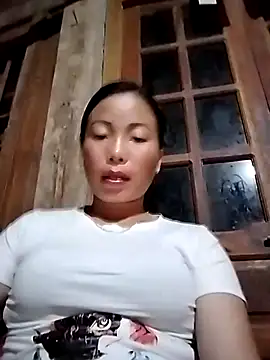 Snapshot of Annaacutee chatting on September 21, 1:02 pm Annaacutee online show from September 21, 1:02 pm