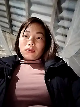 Snapshot of Annaacutee chatting on November 28, 10:12 pm Annaacutee online show from November 28, 10:12 pm