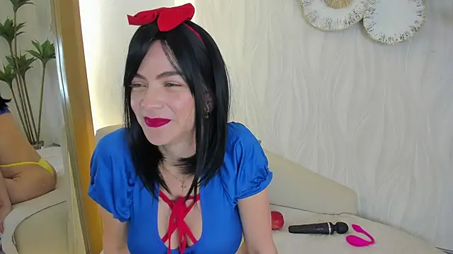 Snapshot of Velora__ chatting on September 30, 4:06 am Velora online show from September 30, 4:06 am