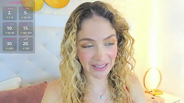 Velora   online show from December 21, 3:35 am